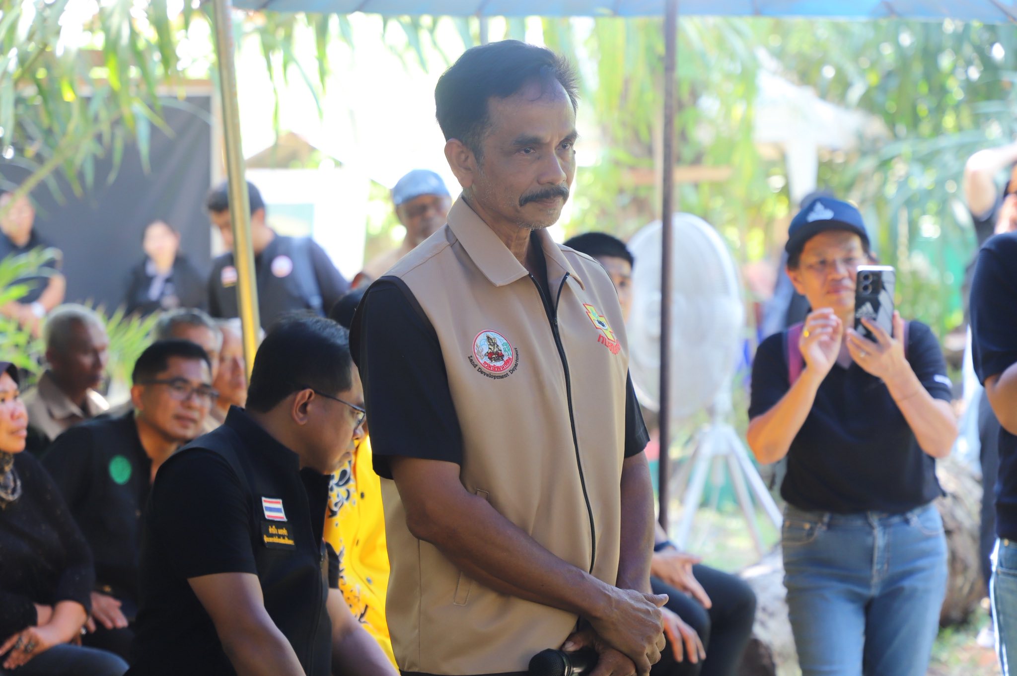 title - เลขาฯ ส.ป.ก. พร้อมคณะ ร่วมลงพื้นที่ติดตามคณะ รมช.กษ. ตรวจราชการ ณ ตำบลอ่าวลึก